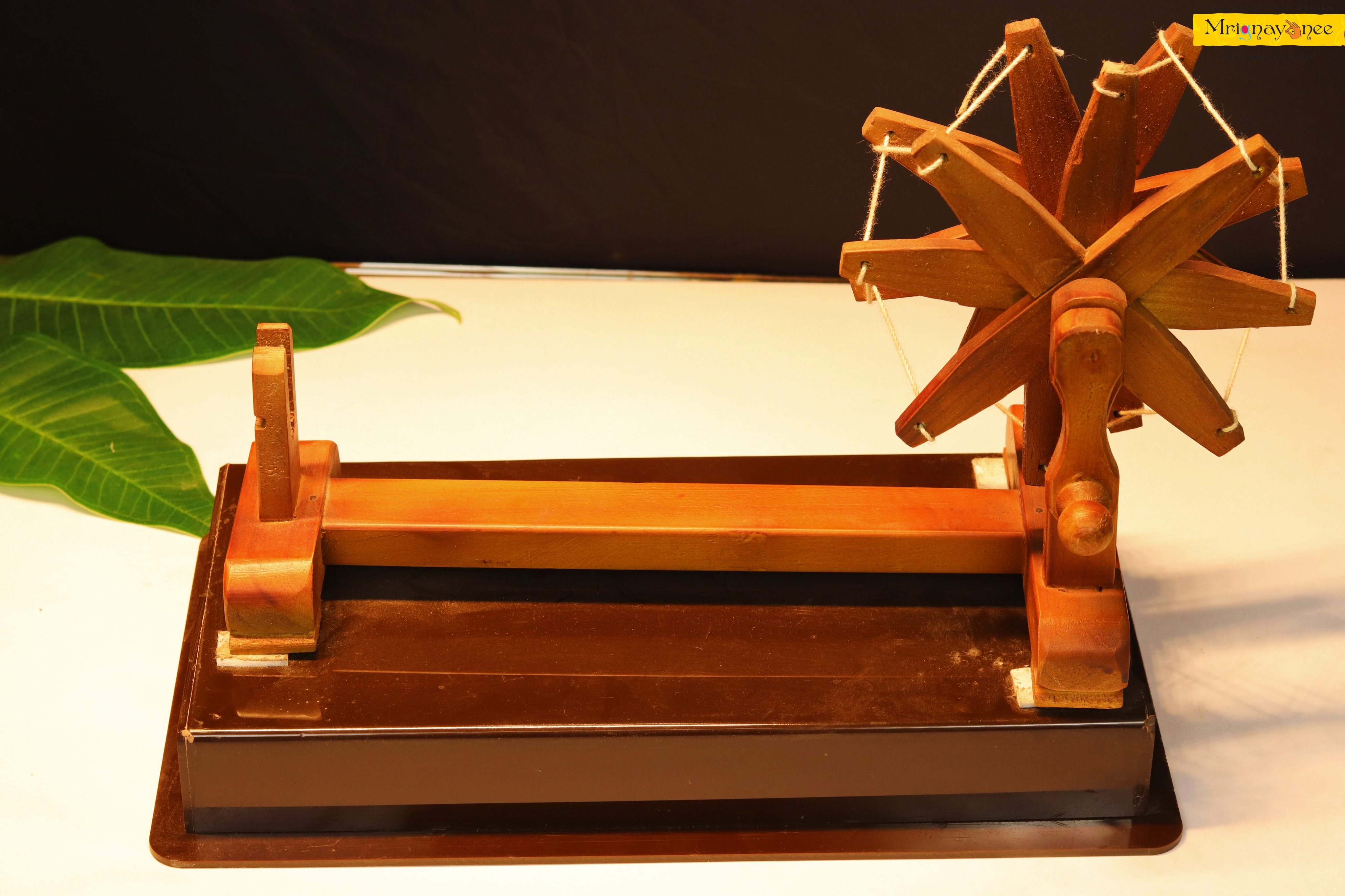 Wooden Handicraft Charkha(1)